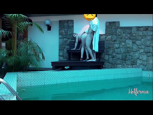❤️ Boss invites maid to the pool, but couldn't resist a hot ❌ Fucking video at us ﹏